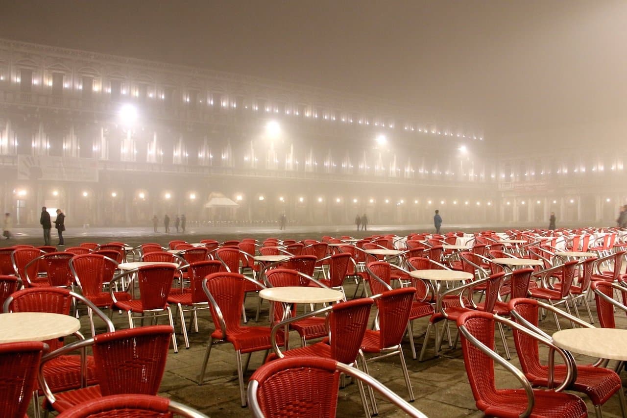 brouillard-place-saint-marc
